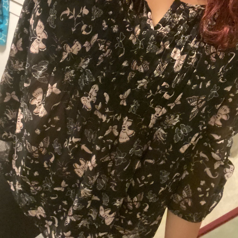 Super cute sheer butterfly print torrid top
